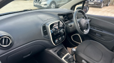 Renault Captur 0.9 TCE 90 Play 5dr Petrol Hatchback